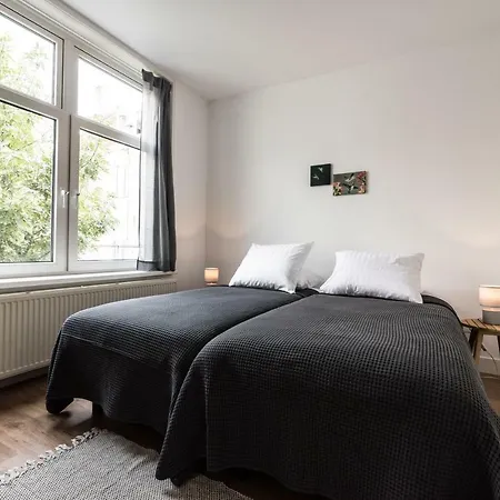85 Apartment *