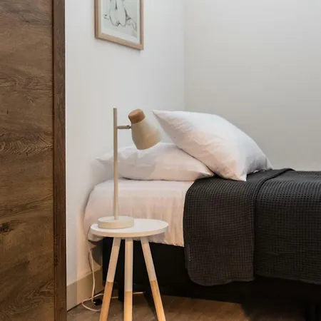 Appartement 85 *